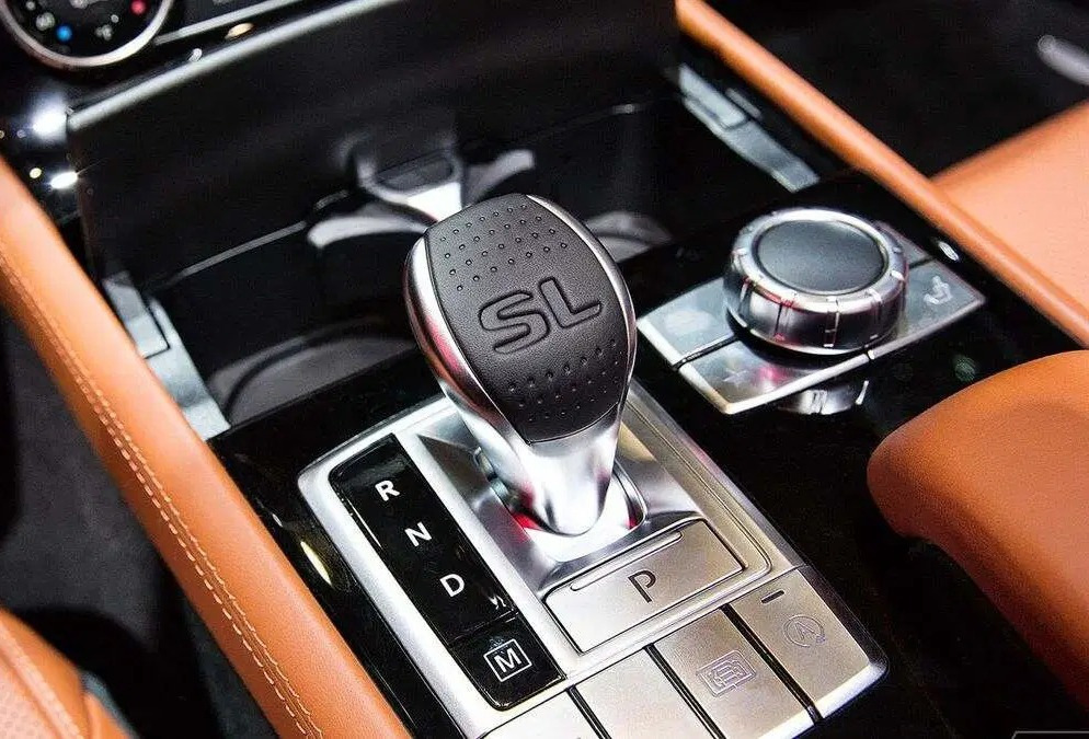 Auto pārnesumkārbu veidi: mehāniskā, automātiskā, CVT un citi