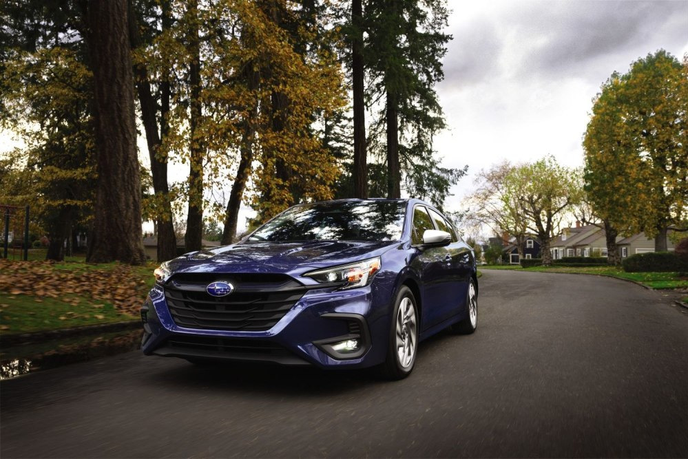 Subaru Legacy apskats: sedana feisliftings