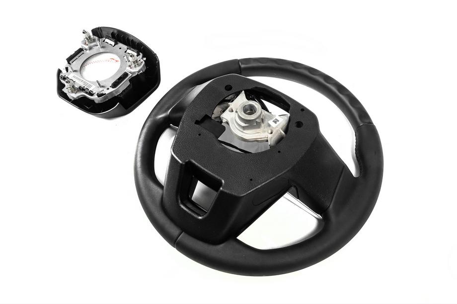 Toyota Land Cruiser 200 2007–2021 Stūre ar apsildi TLC300 dizains (koks) Foto 10