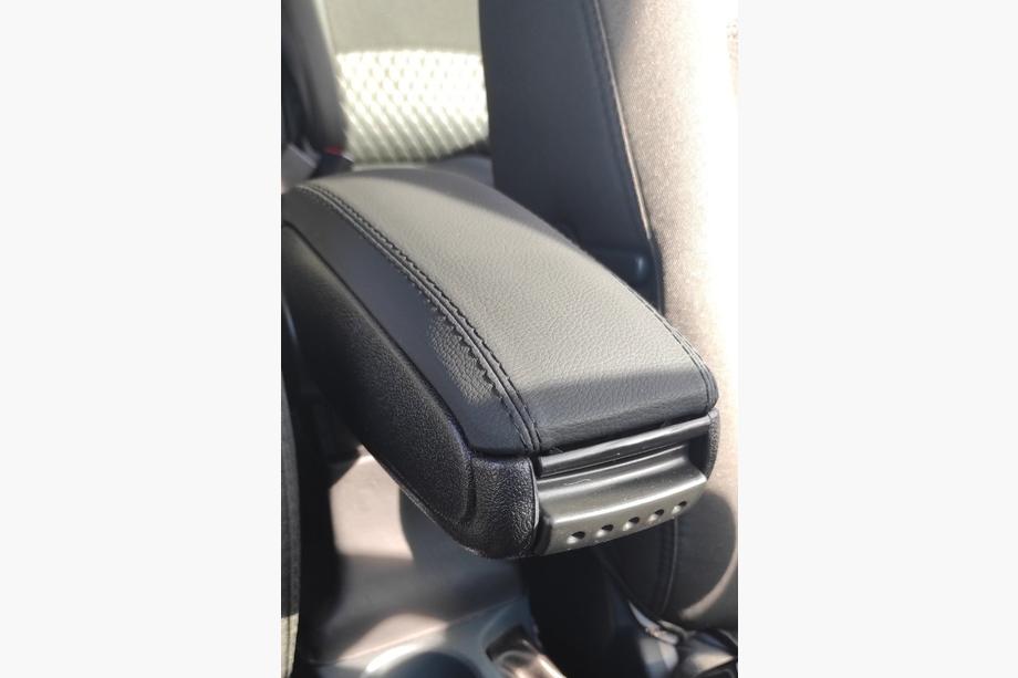 Ford C-Max/Grand C-Max 2010–2019 Elkoņbalsts Image
