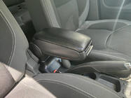Renault Clio IV 2012–2019 Roku balsts V1 (glāžu turētājā) foto 1