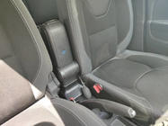 Renault Clio IV 2012–2019 Roku balsts V1 (glāžu turētājā) foto 4