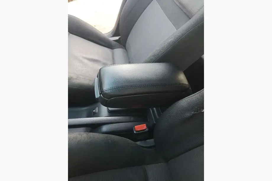 Volkswagen Golf 4 1997–2006 Roku balsts V-3 Niken Luxury Image