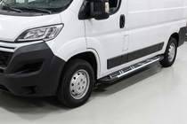 Fiat Ducato 2006–2025 Sānu sliekšņi Sunrise (2 gab., alumīnijs) foto 1