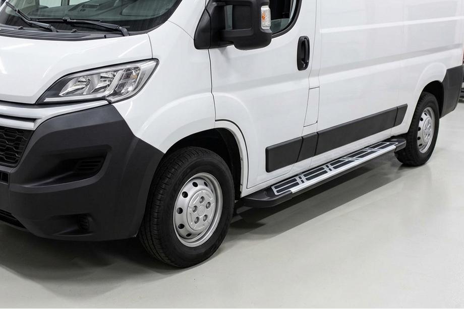 Fiat Ducato 2006–2025 Sānu sliekšņi Sunrise (2 gab., alumīnijs) Image
