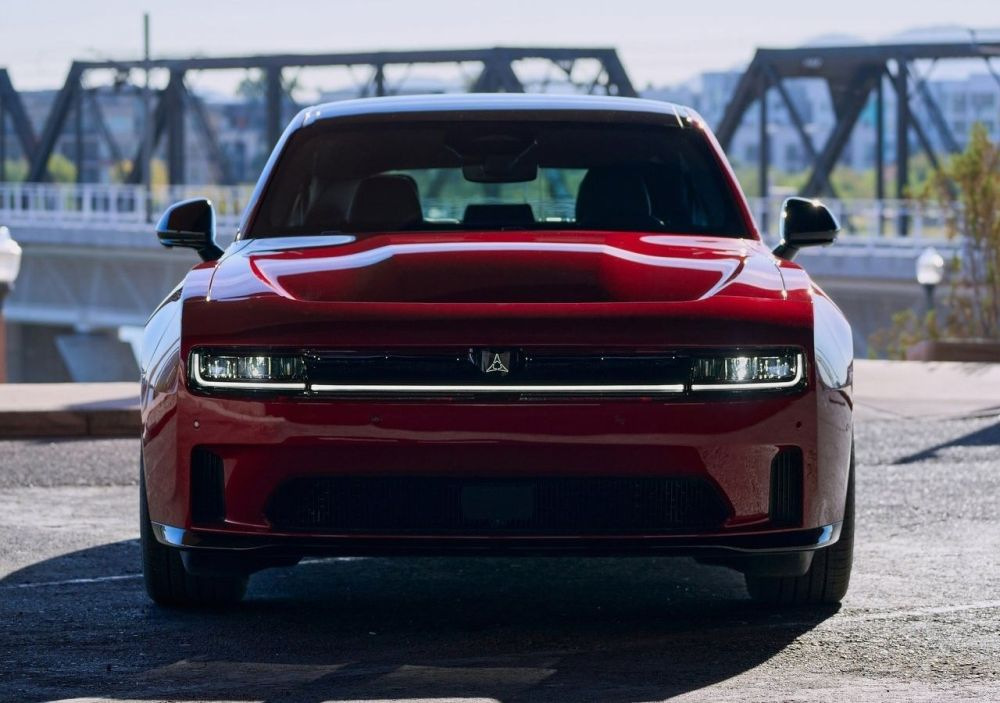 Apskats: Dodge Charger 2024 astotā paaudze