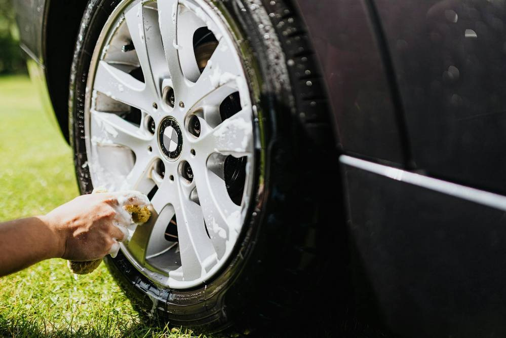 Kāpēc ir svarīgi kopt automašīnas diskus?