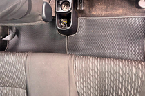 Toyota Yaris 2010–2020 Carsuit ДВС gumijas salona paklāji (Melni) foto 5