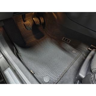 Carsuit gumijas paklājiņi (Melni) Audi A4 B7 2004–2008 foto 2