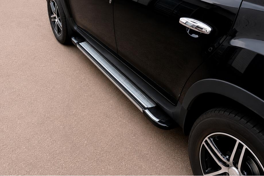 Dacia Duster 2008–2018 Sānu pakāpieni Rainbow (2 gab., alumīnijs) Image