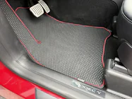 Tesla Model Y 2020– Gumijas salona paklājiņi Carsuit (2020-2024, melni) foto 1