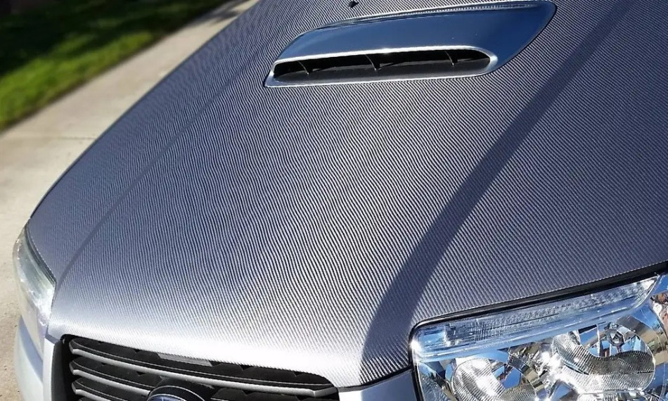 Vai auto tūningā ir vērts izmantot karbona plēvi?