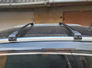 Audi Q7 2005–2015 Jumta šķērsstieņi integrētiem jumta reliņiem ar atslēgas slēdzeni WingCarrier V2 (2 gab.) foto 17
