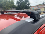Opel Mokka 2012–2021 Jumta šķērsstieņi integrētiem jumta reliņiem ar atslēgas slēdzeni WingCarrier V2 (2 gab.) foto 18
