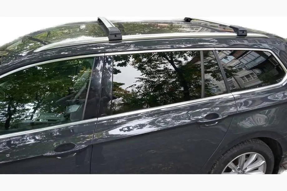 Volkswagen Passat B8 2015–2023 Jumta šķērsstieņi integrētiem jumta reliņiem ar atslēgas slēdzeni WingCarrier V2 (2 gab.) Image