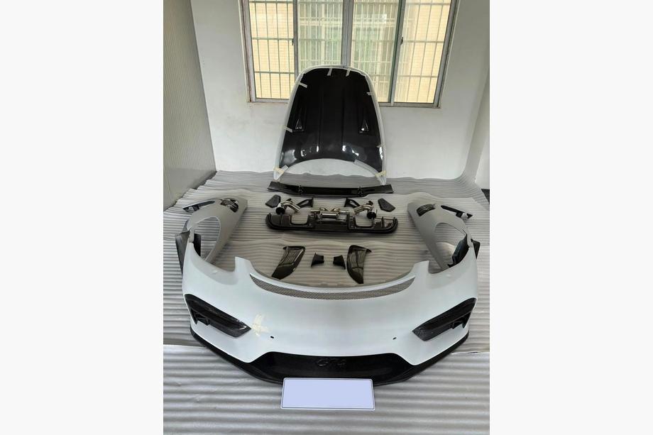 Porsche Boxster/Cayman 982 (718) 2016– GT4 virsbūves komplekts (ABS + oglekļa šķiedra) Image
