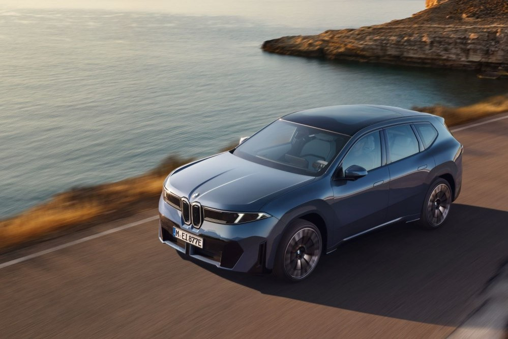 Jaunā BMW iX3 2026 apskats: Neue Klasse elektriskā ēra