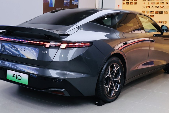 Lynk & Co Z10 apskats: Tehnoloģisks flagmanis ar gran turismo garu Foto 4