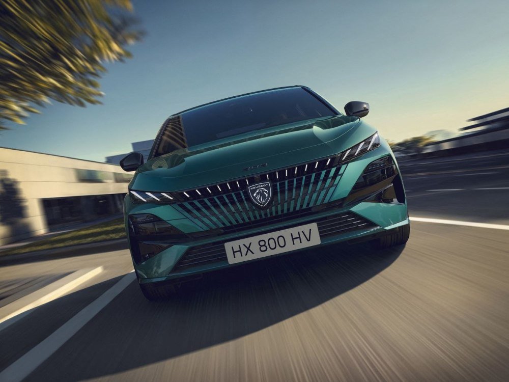 Peugeot 308 2025 hečbeka apskats: trešās paaudzes feislifts
