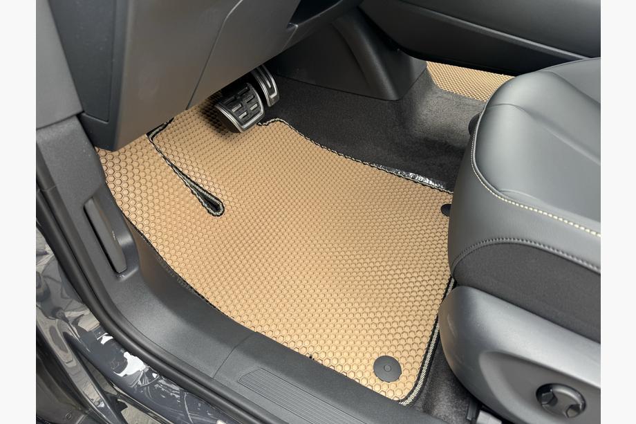 Volkswagen ID. UNYX 2024– Gumijas paklājiņi Carsuit (Bēšs) Image