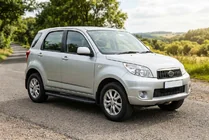 Daihatsu Terios 2006–2017 Sānu pakāpieni Bosphorus Black (2 gab., alumīnijs) foto 1