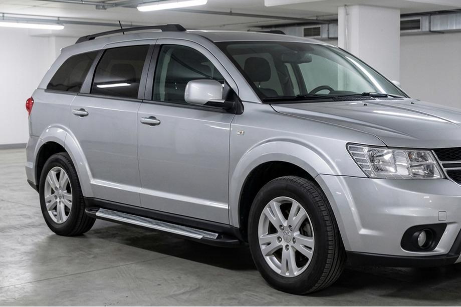 Fiat Freemont 2011–2016 Sānu sliekšņi Line (2 gab., alumīnijs) Image