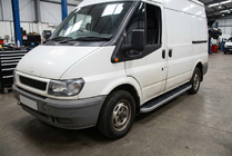 Ford Transit 2000–2014 Sānu pakāpieni Tayga Grey (2 gab., alumīnijs) foto 1