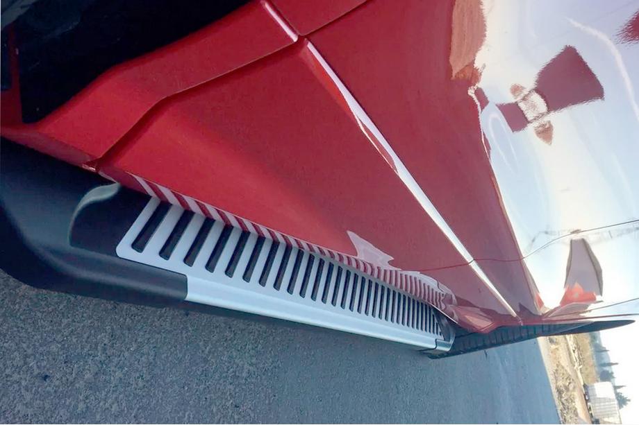 Ford Kuga/Escape 2013–2019 Sānu sliekšņi Line (2 gab., alumīnijs) Ar krāsotām durvju plāksnēm Foto 12