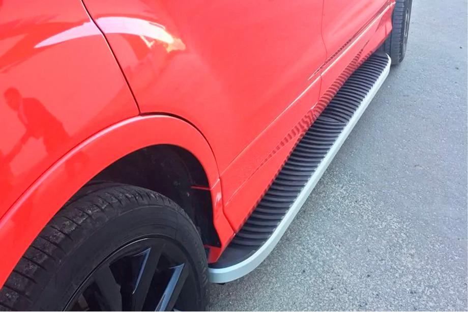 Ford Kuga/Escape 2013–2019 Sānu sliekšņi Tayga Grey (2 gab., alumīnijs) Ar krāsotām durvju plāksnēm Foto 6