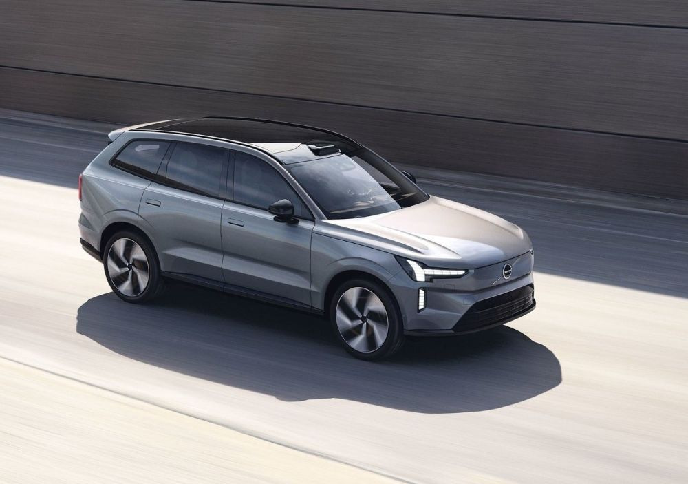 Volvo EX90 apskats: Elektriskais flagmanis ar skandināvu inženieriju