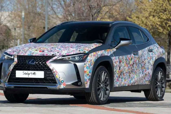 Auto stickerbombing: plusi un mīnusi