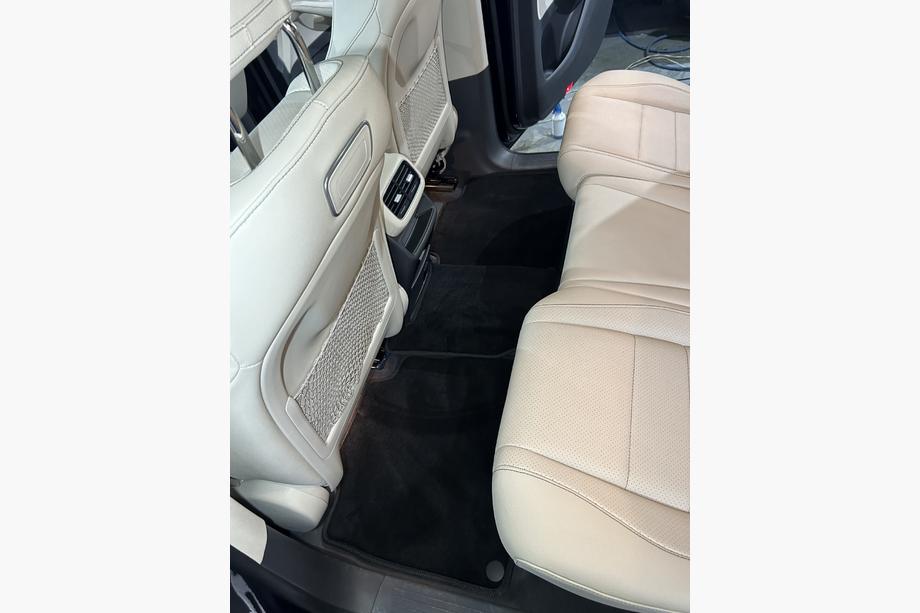 Mercedes GLS X167 2019– Tekstila paklājiņi Classic (Melni) Foto 5
