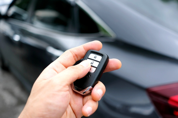 Kāpēc auto neatveras ar pulti: iespējamie iemesli