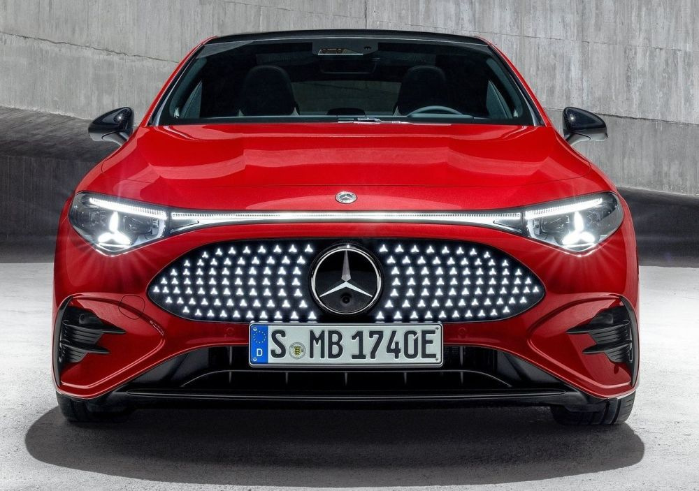 Mercedes-Benz CLA EQ 2025 sedana apskats: Elektrisks premium klases kompakts