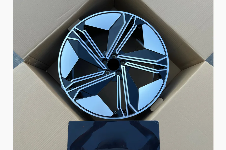 Audi e-Tron 2018–2022 OEM kaltie diski R21 (4 gab.) Image