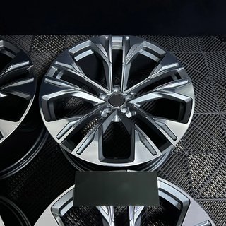 Kalti diski OEM R21 V2 (4 gab.) Audi Q8 2018– foto 1