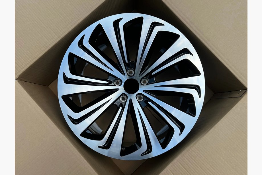 Bentley Bentayga 2015–2025 Kalti OEM diski R24 (4 gab.) Image