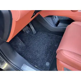 Premium tekstila salona paklājiņi (3 rindām, melni) foto 1