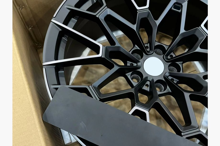 BMW 3. sērija G20/G21 2018– Kaltie OEM diski R20 V1 (4 gab.) Foto 10
