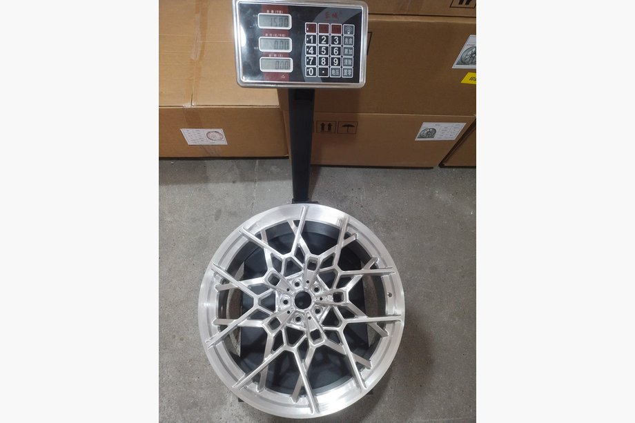BMW 7. sērija G70/G71 2022– Kaltie diski OEM R22 V2 (4 gab.) Foto 10