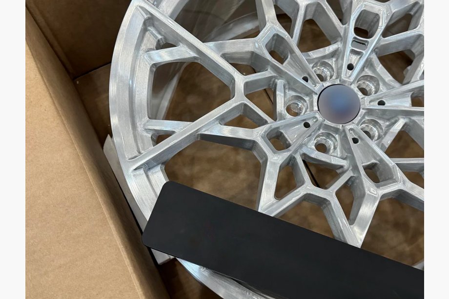 BMW 7. sērija G70/G71 2022– Kaltie diski OEM R22 V2 (4 gab.) Foto 9