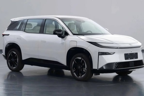 Toyota bZ3X apskats: tehniskie parametri, aprīkojums, foto Foto 4