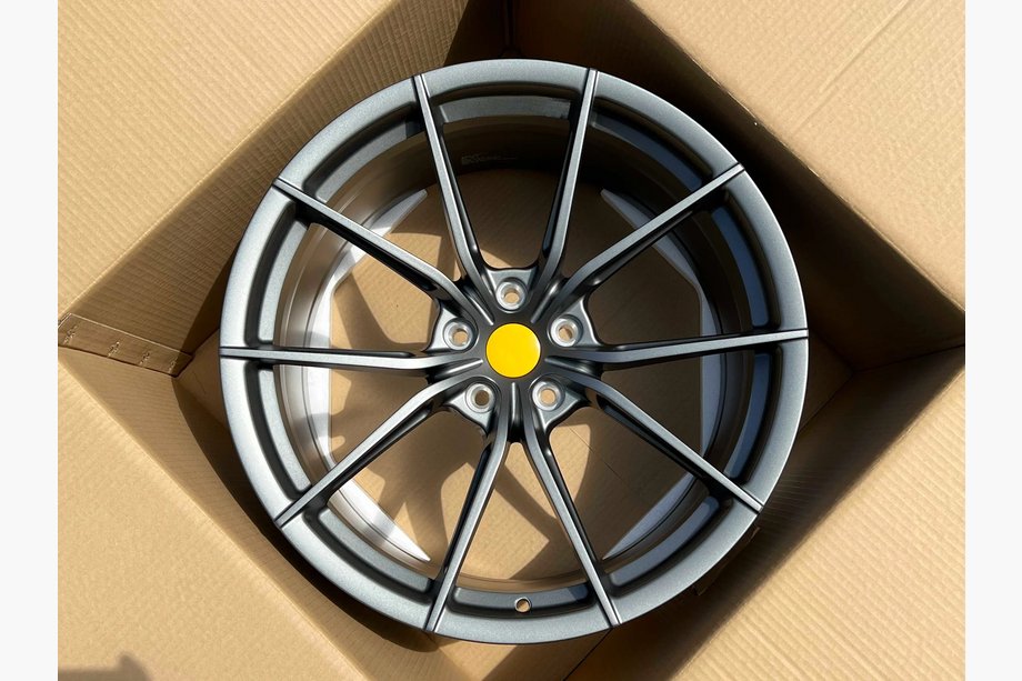 Ferrari 488 GTB 2015–2019 Kaltie OEM diski R20 V1 (4 gab.) Image