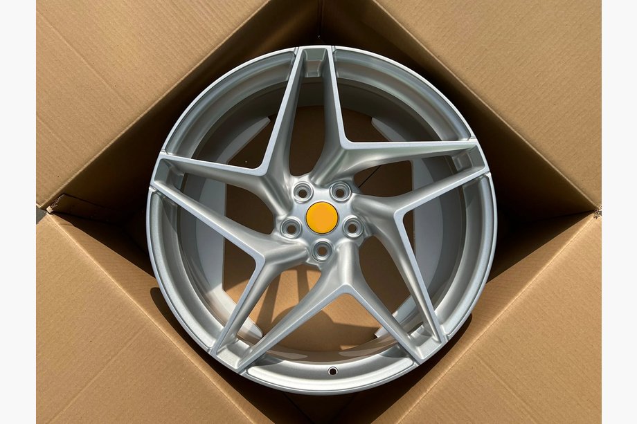 Ferrari 458 Italia 2009–2015 Kalti OEM diski R20 R21 V2 (4 gab.) Image