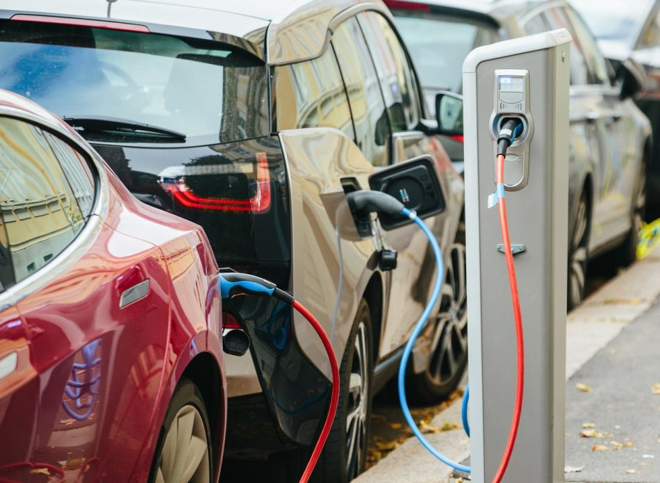 Kā pareizi ekspluatēt elektromobili aukstajā sezonā