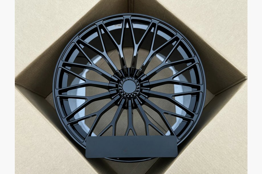 Lamborghini Urus 2018– Kaltie diski OEM R23 V5 (4 gab.) Image