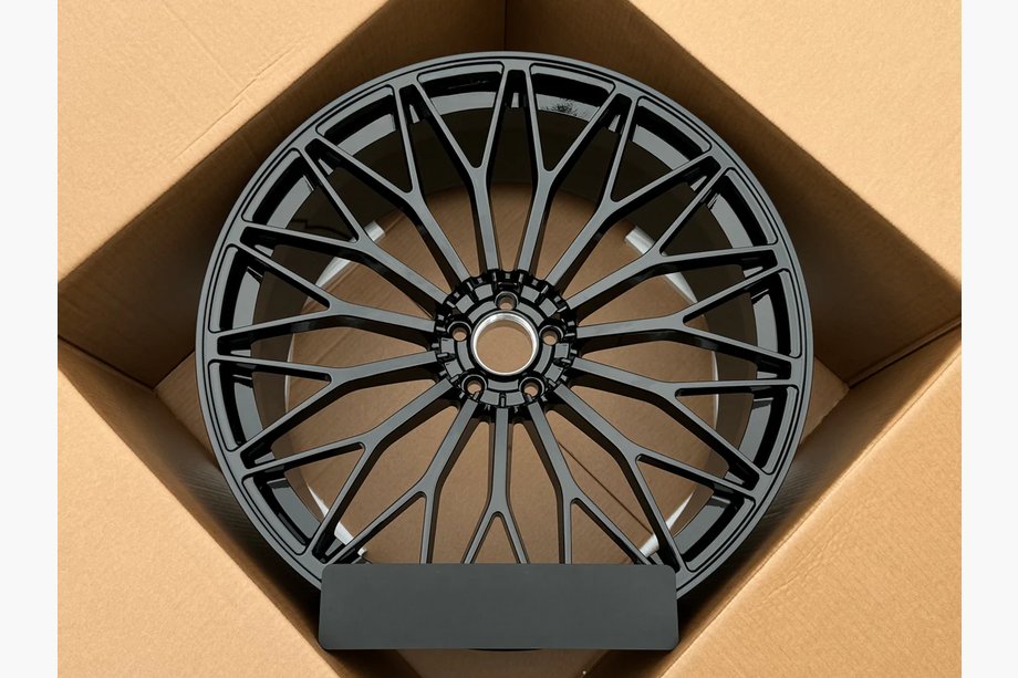 Lamborghini Urus 2018– Kaltie diski OEM R23 V7 (4 gab.) Image