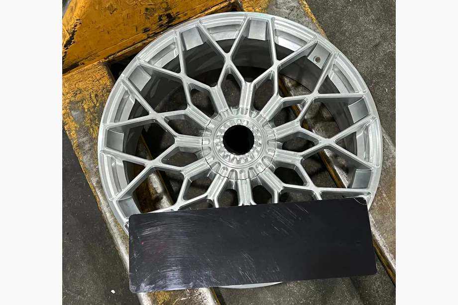 Lamborghini Huracan 2014– Kalti OEM diski R20 R21 V2 (4 gab.) Image