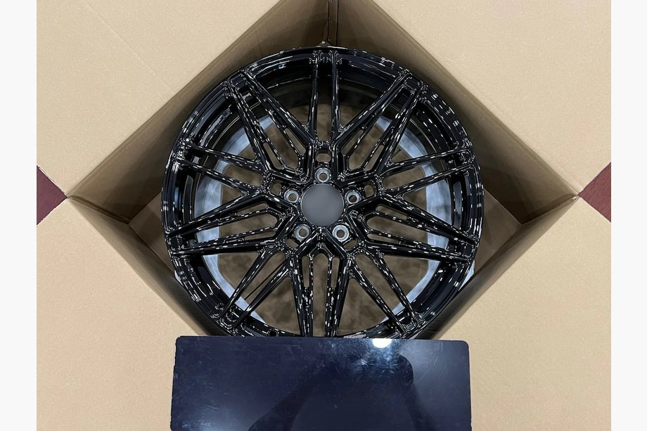 Mercedes C klase W204 2007–2015 Kalti OEM diski R19 (4 gab.) Image