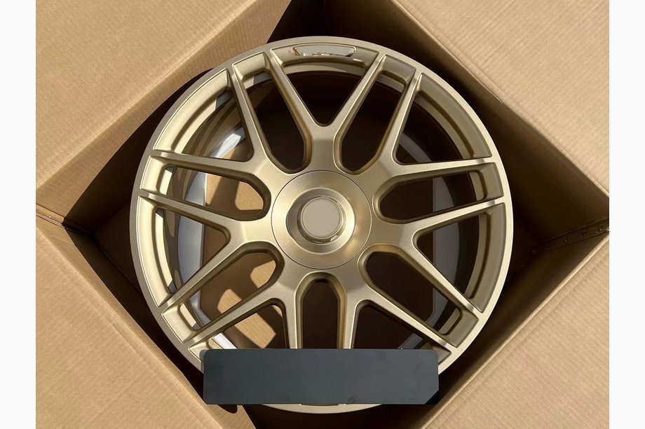 Mercedes GLS X167 2019– Kaltie OEM R23 V1 diski (4 gab.) Image